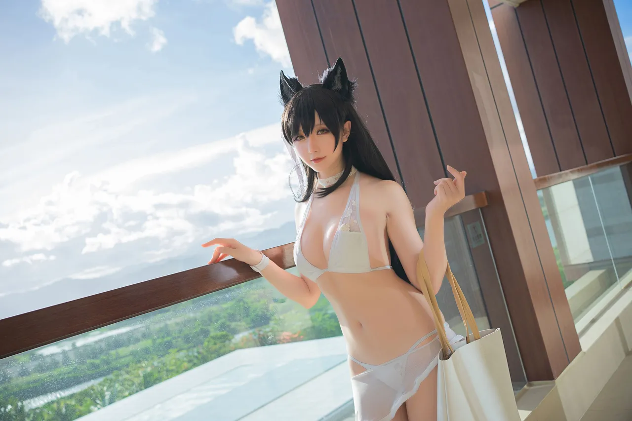 星之迟迟 Atago Bikini-erohere1.webp